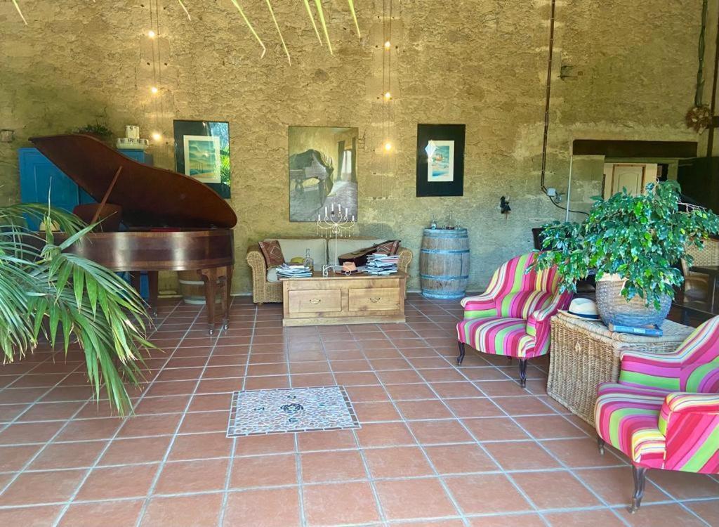Maison d'Hotes Le Chai d'Armagnac Monguilhem Extérieur photo
